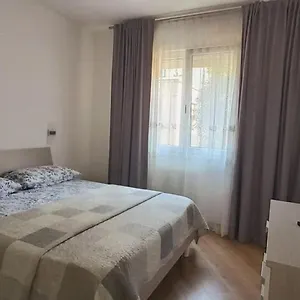 La Nadia Italy