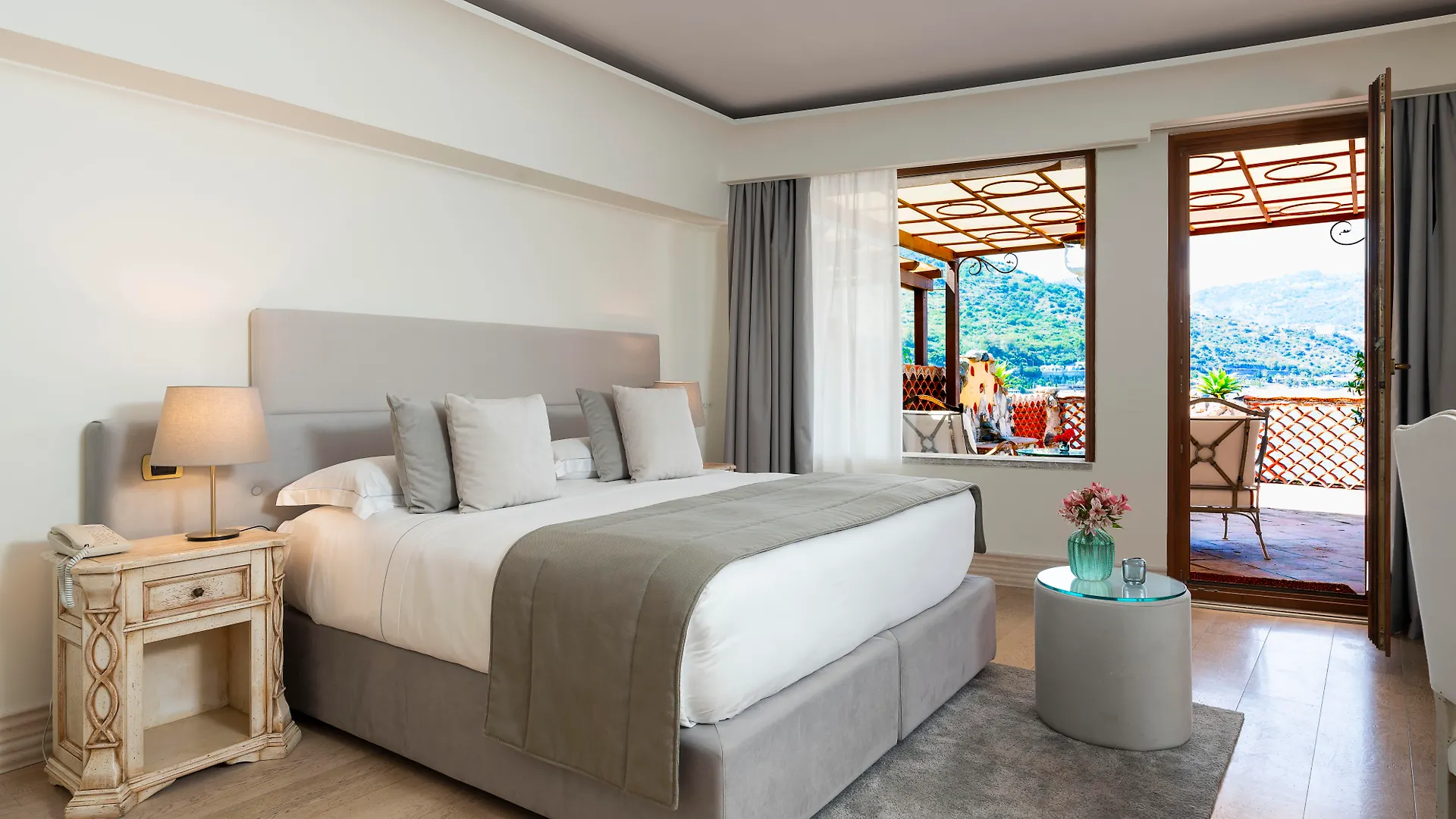 Hotel Atlantis Bay - Vretreats Taormina